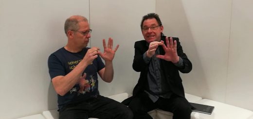 Matthias Meyer-Göllner und Wolfgang Hering im Gespräch auf der Didacta 2018